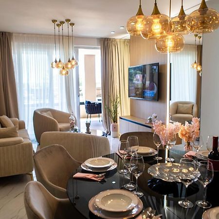Villa Nina - Apartments With Pool Near The Sea Рабац Екстериор снимка