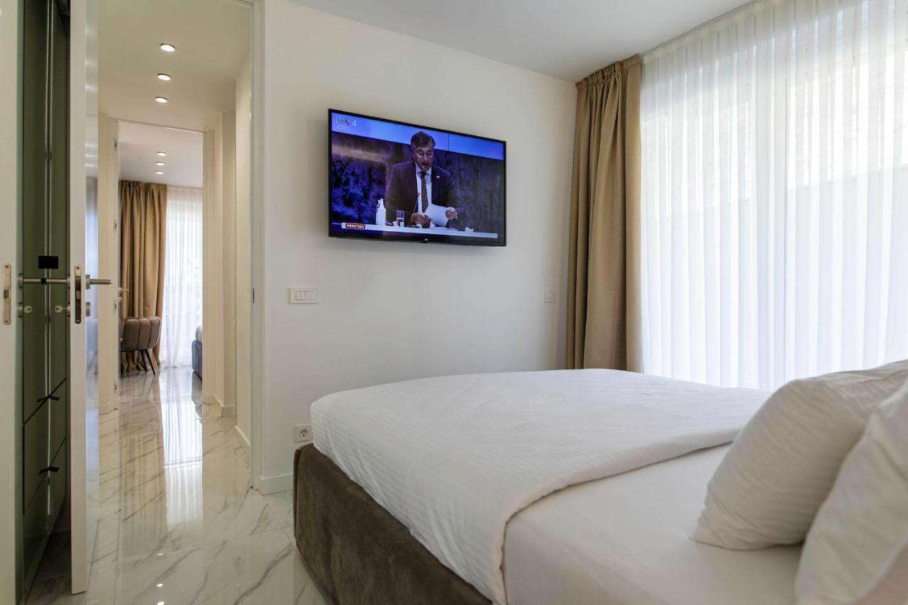 Villa Nina - Apartments With Pool Near The Sea Рабац Екстериор снимка